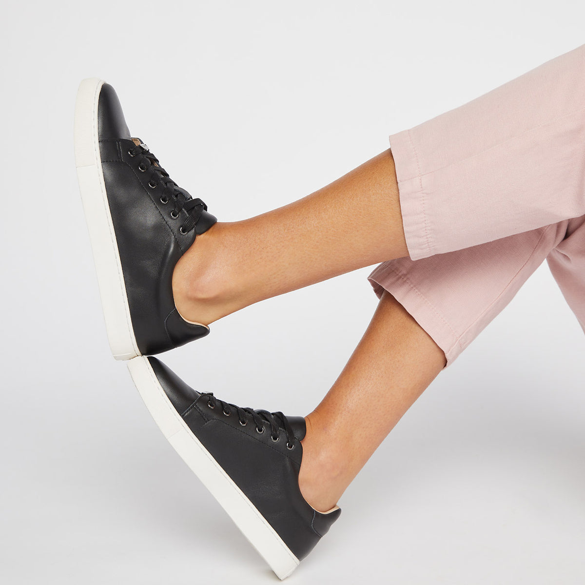 Astro Sneakers - Black