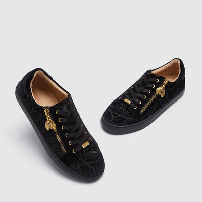 Queen B Sneakers - Black