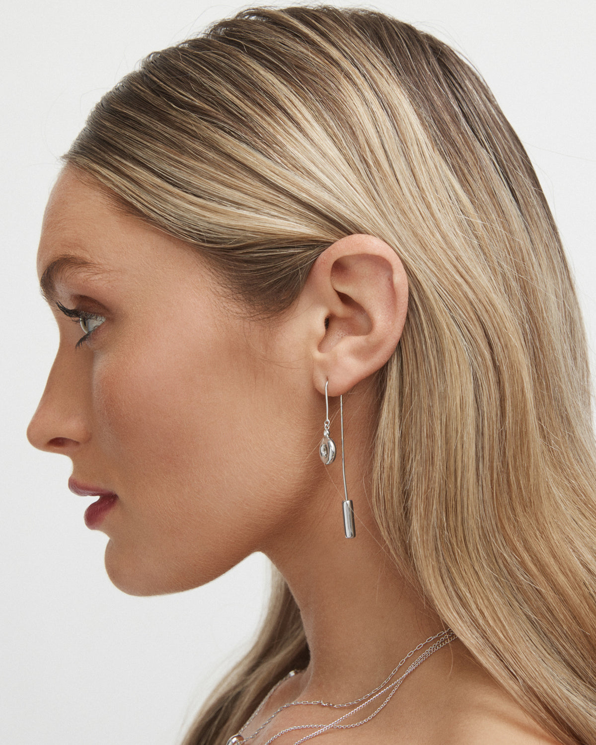 Loop Thread Earrings - Silver