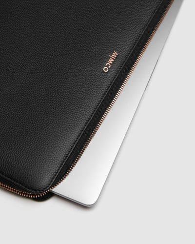 Classico 15-Inch Laptop Case - Black Rose Gold