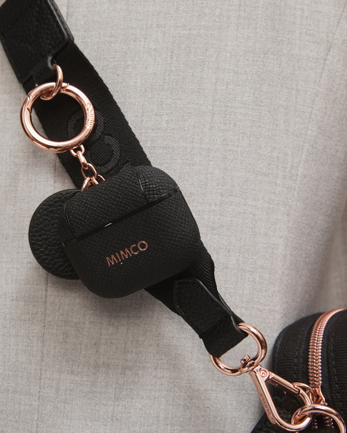 Mimpod Airpod 3 Keyring Case - Black Rose Gold