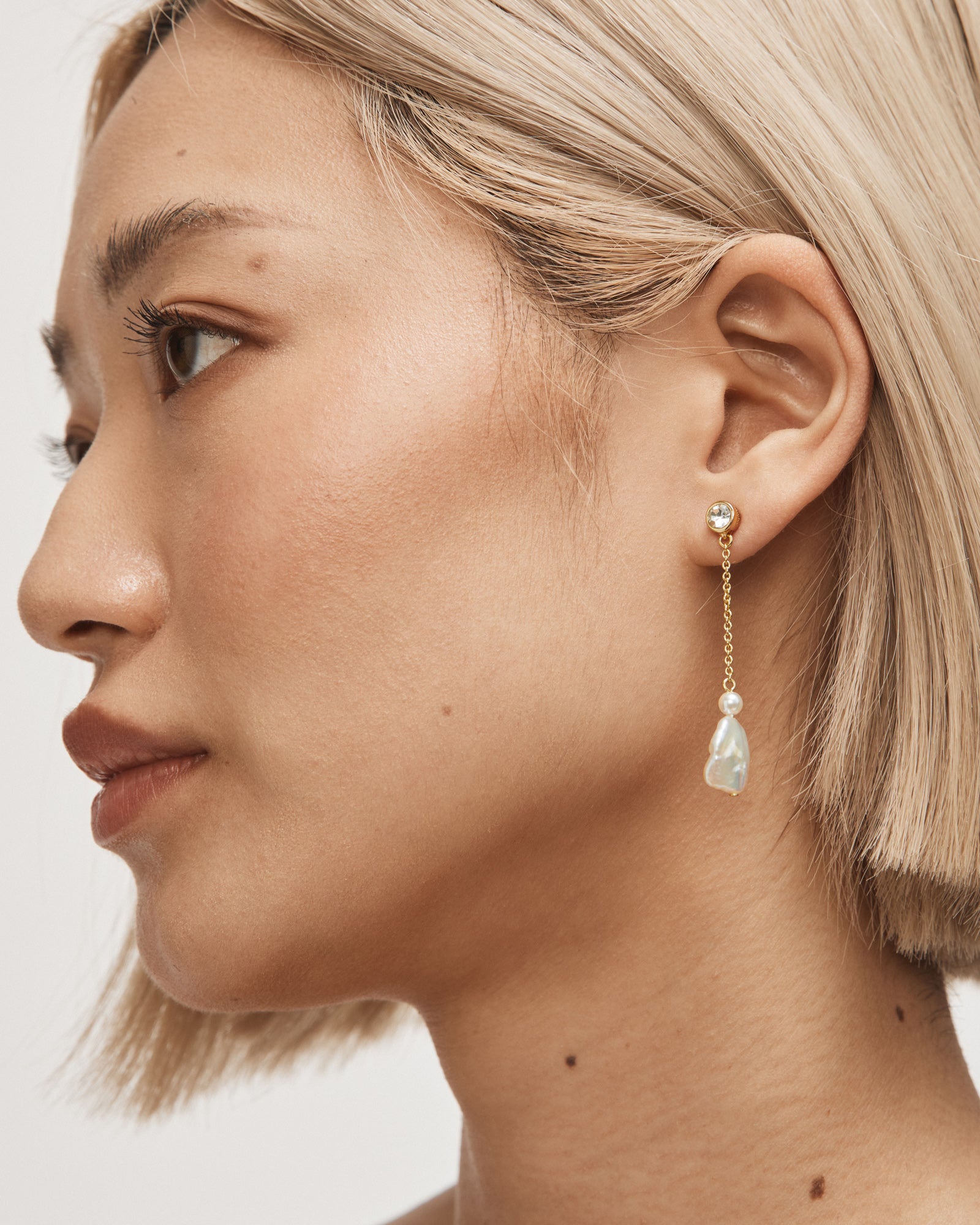 Juliet Drop Earrings - Gold