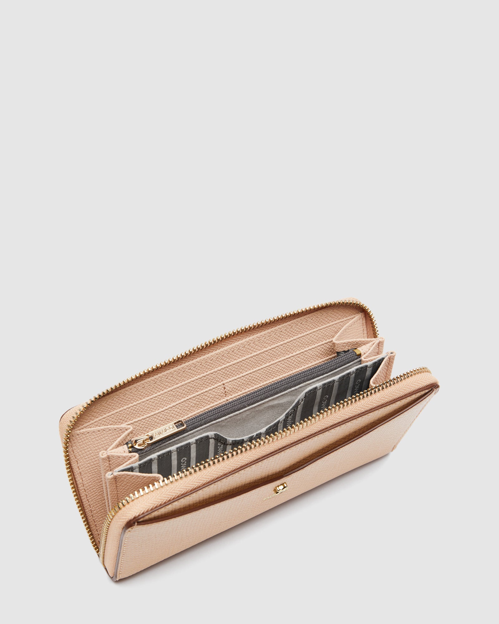 D-Vine Large Wallet - Almond