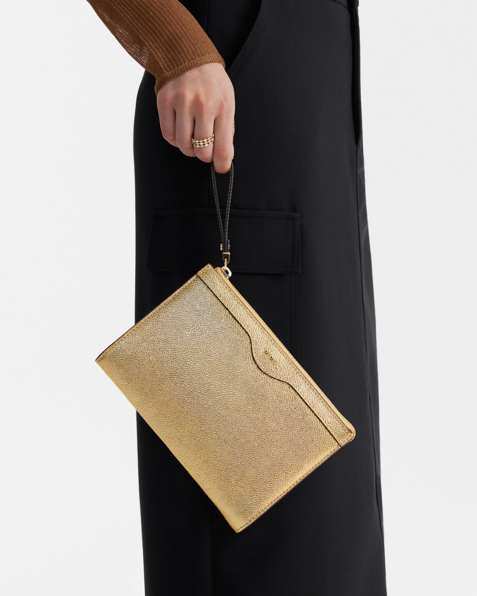 Jett Medium Pouch - Light Gold