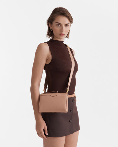 Jett Medium Pouch - Almond