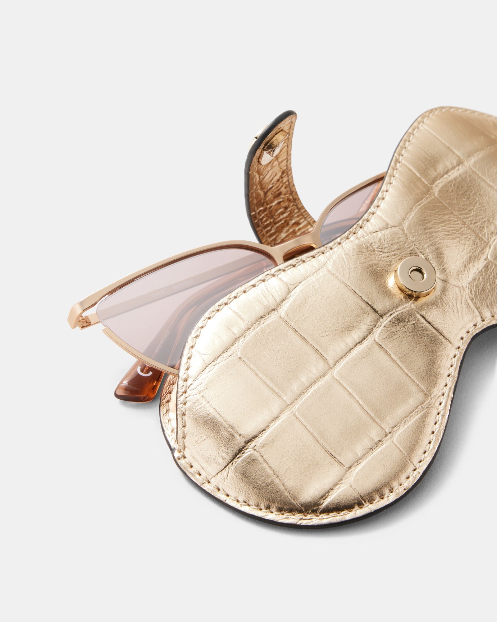 Classico Sunglasses Case - Light Gold