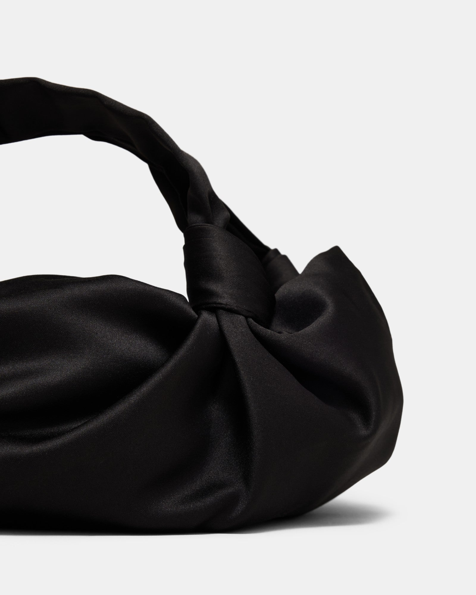 Aura Grab Bag - Black