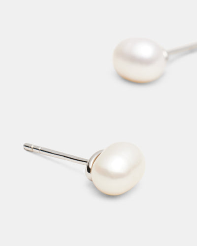 Purete Stud Earrings - Silver