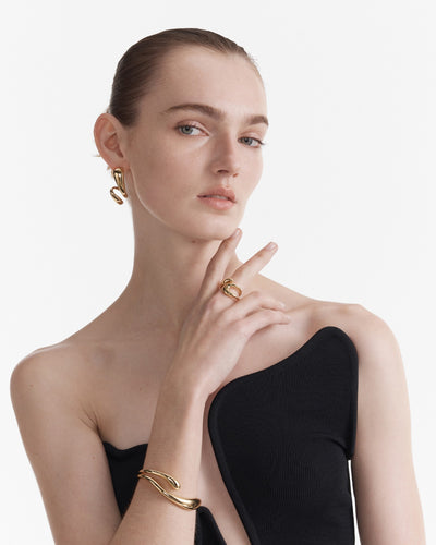 The Podium Twist Ring - Gold
