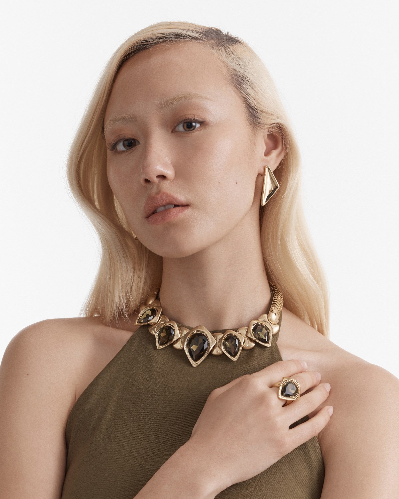 Like A Mirage Statement Necklace - Gold
