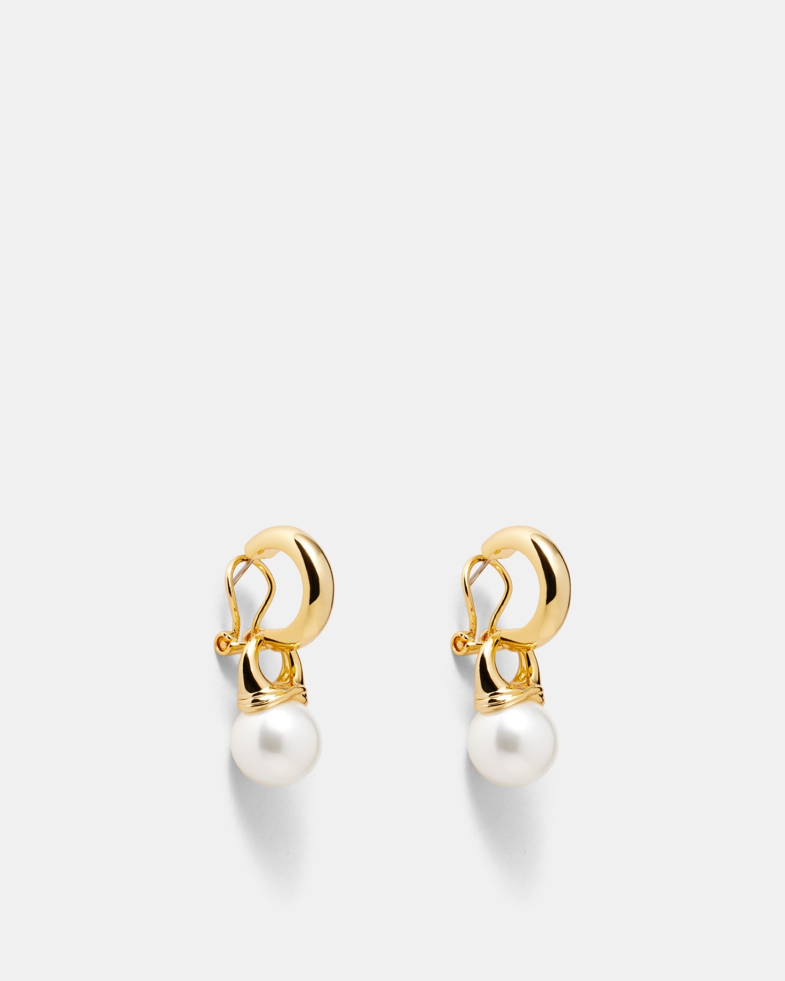 En Pointe Pearl Hoop Earrings - Gold