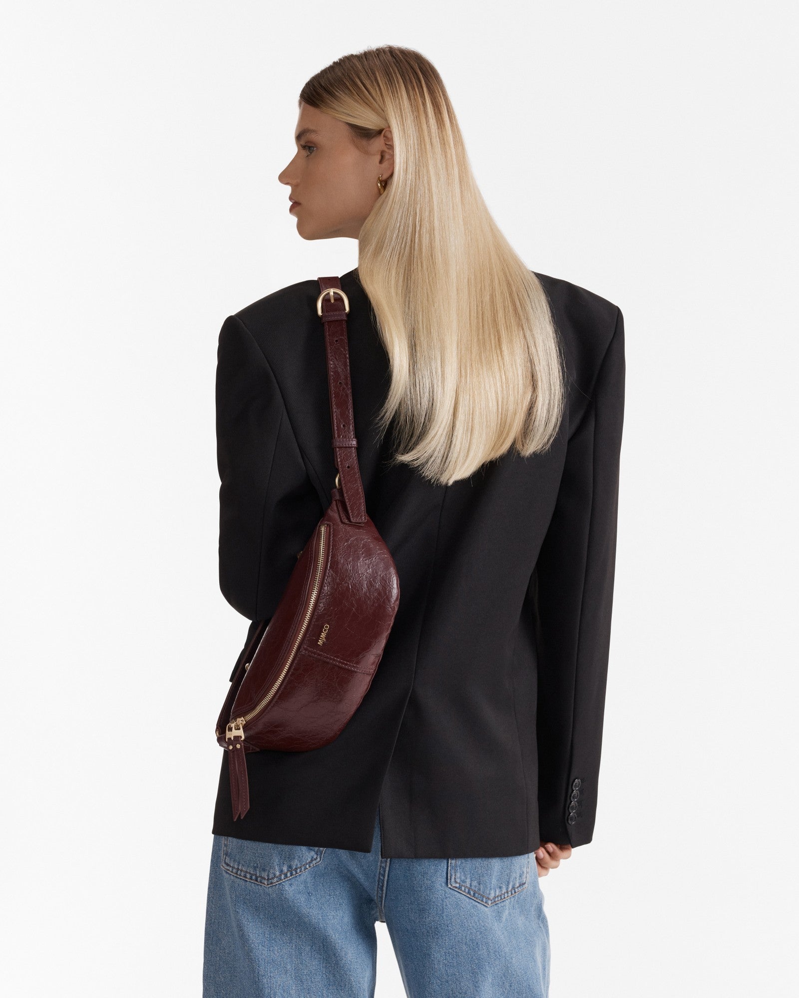 Lens Sling Crossbody Bag - Rouge Noir
