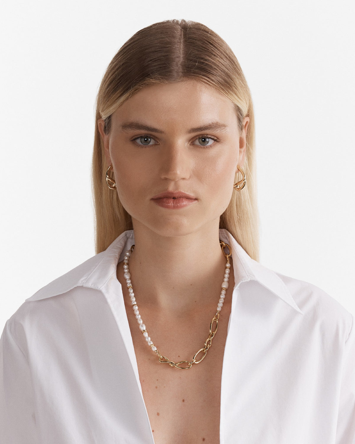 Mila Necklace - Gold