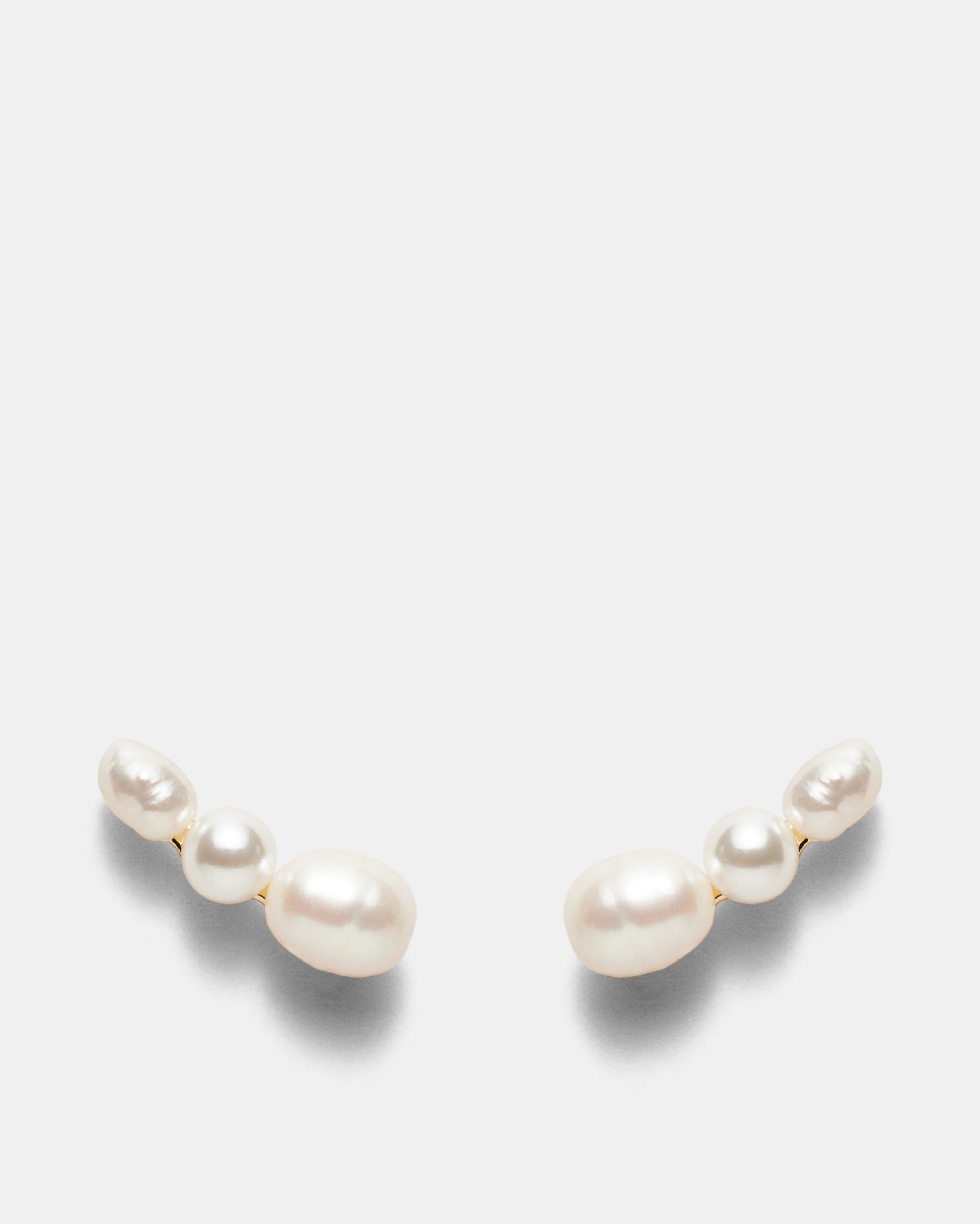 Mila Pearl Stud Earrings - Gold