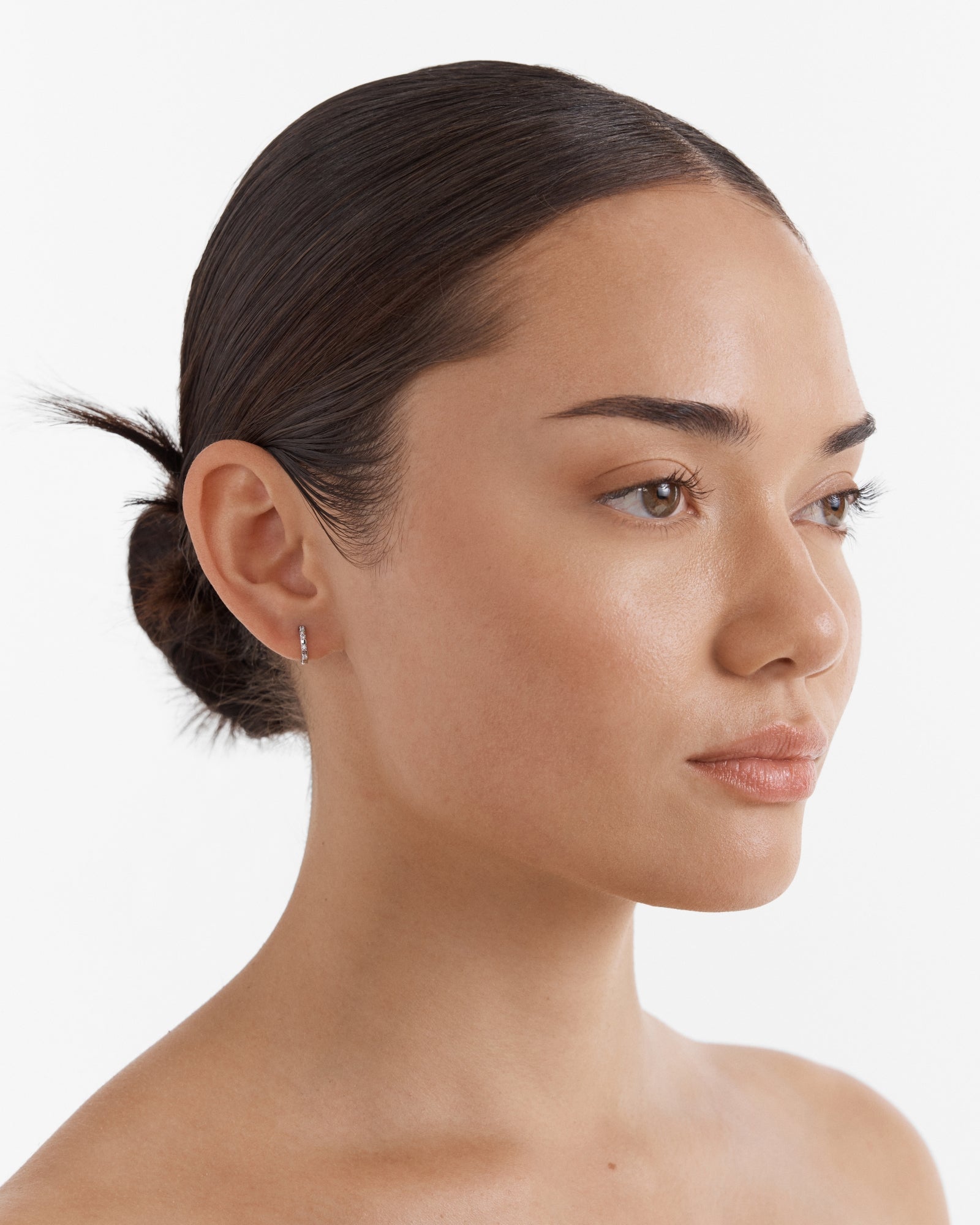 Vela Huggie Hoop Earrings - Silver