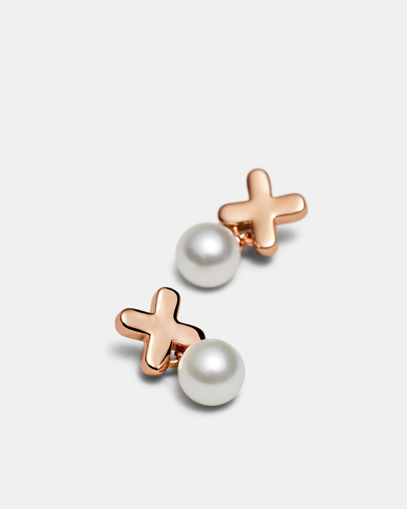 Essense Pearl Stud Earrings - Rose Gold
