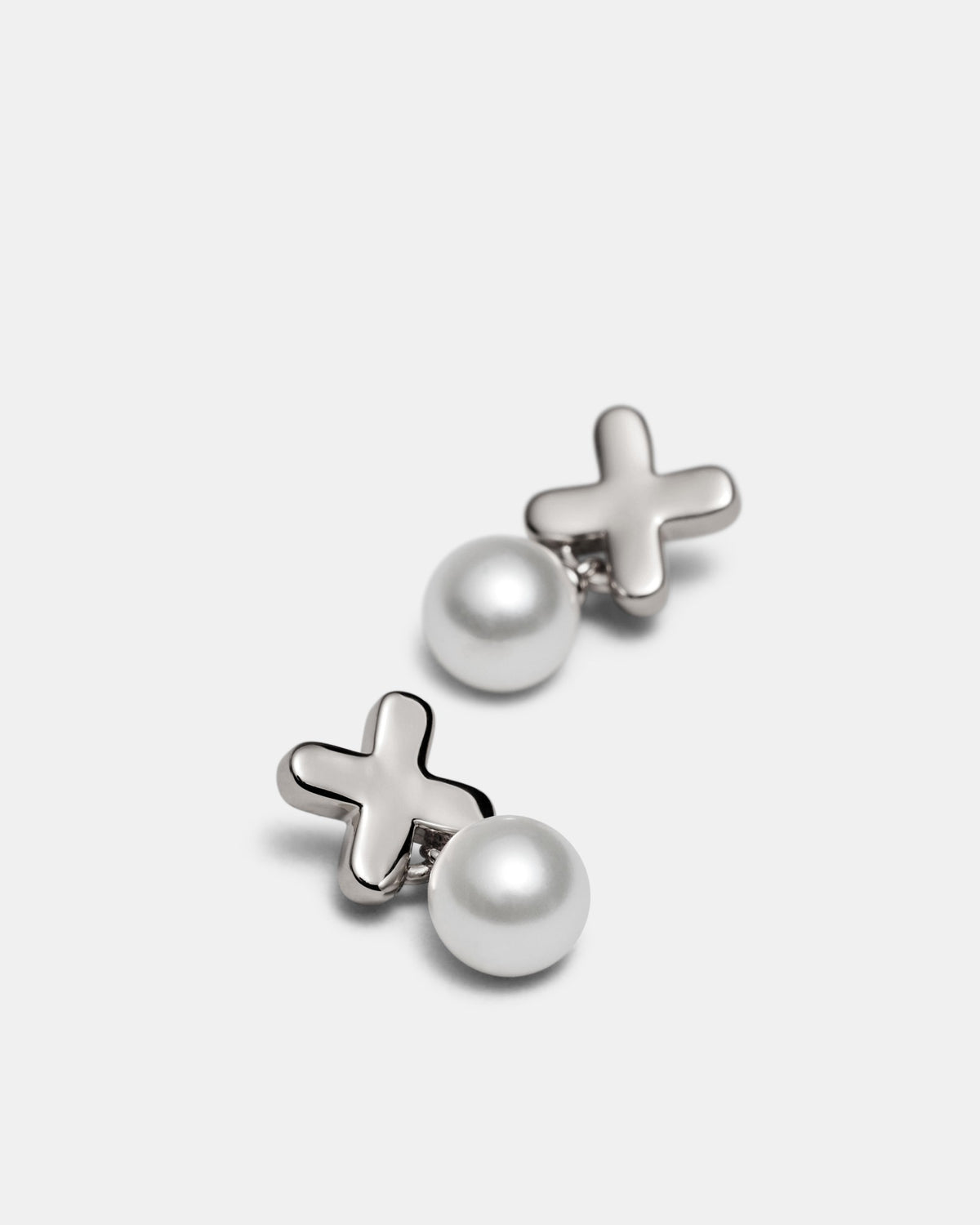 Essense Pearl Stud Earrings - Silver