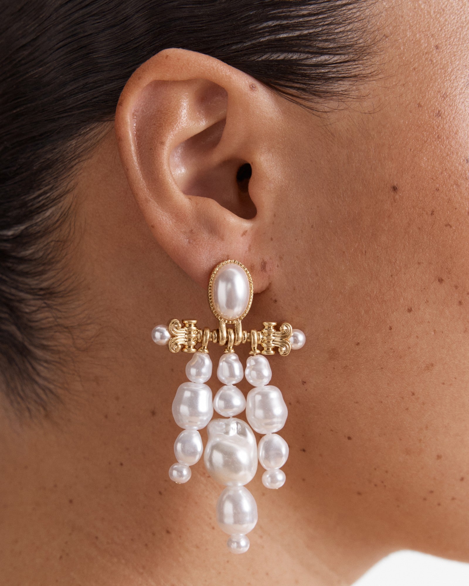 Goddess Pearl Earrings - Pearl
