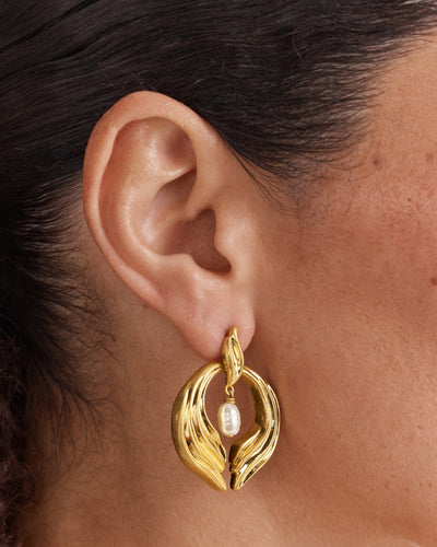 Gaia Pearl Drop Earrings - Pearl