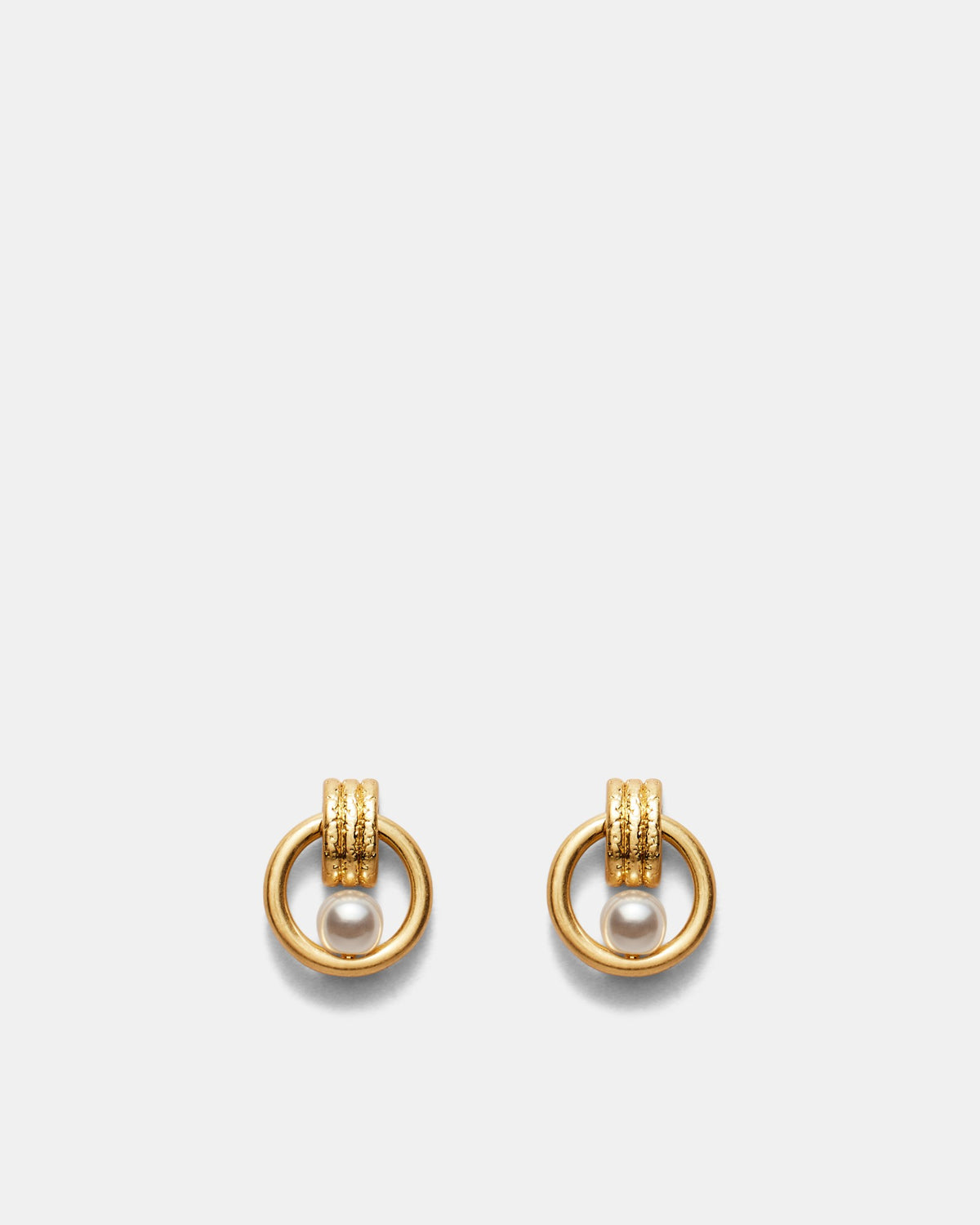 Clique Pearl Stud Earrings - Pearl