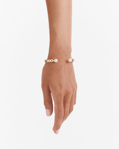 Essense Pearl Cuff Bracelet - Gold