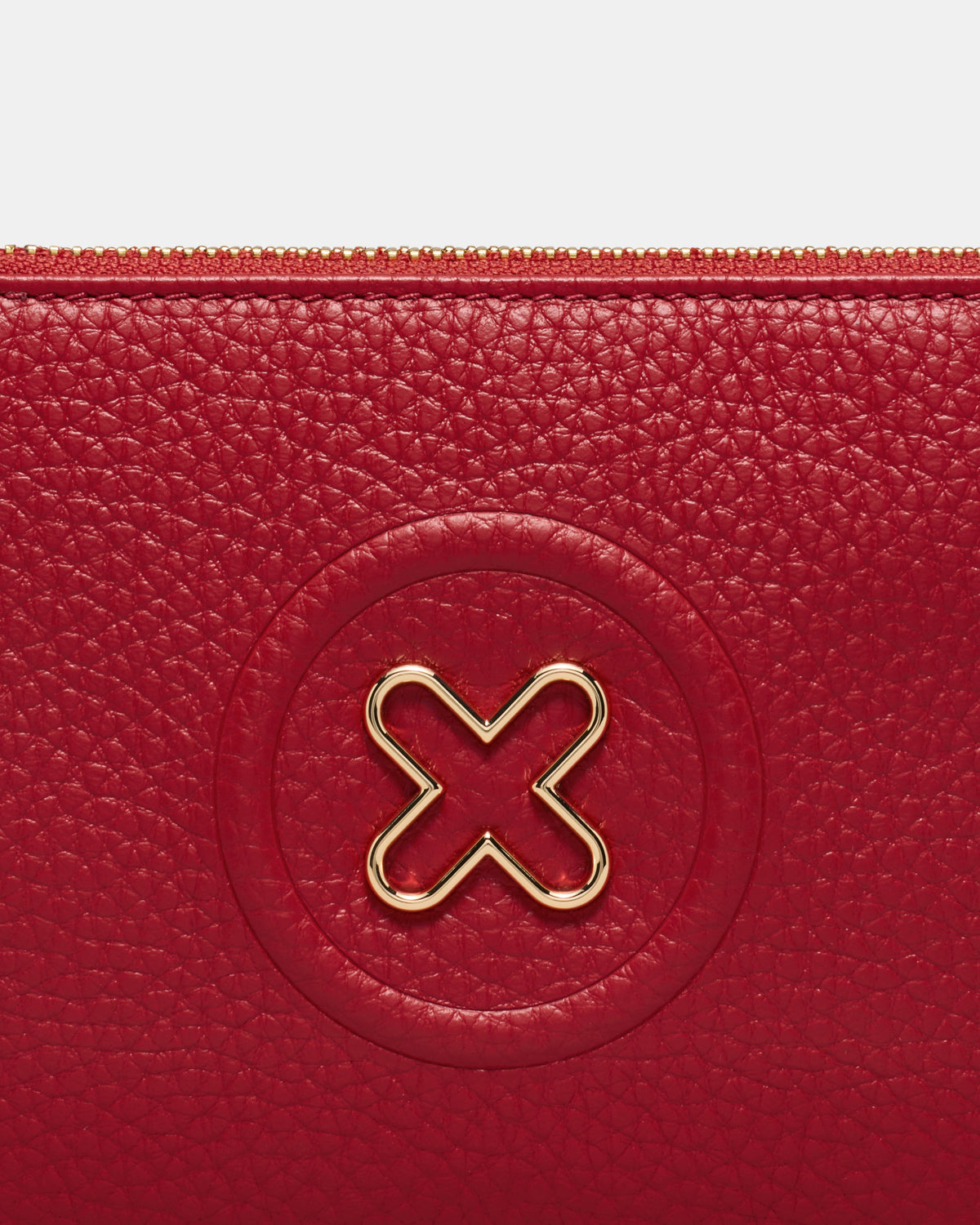 Bay Medium Pouch - Lipstick Red