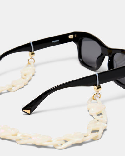 Hearted Sunglasses Chain - Pearl