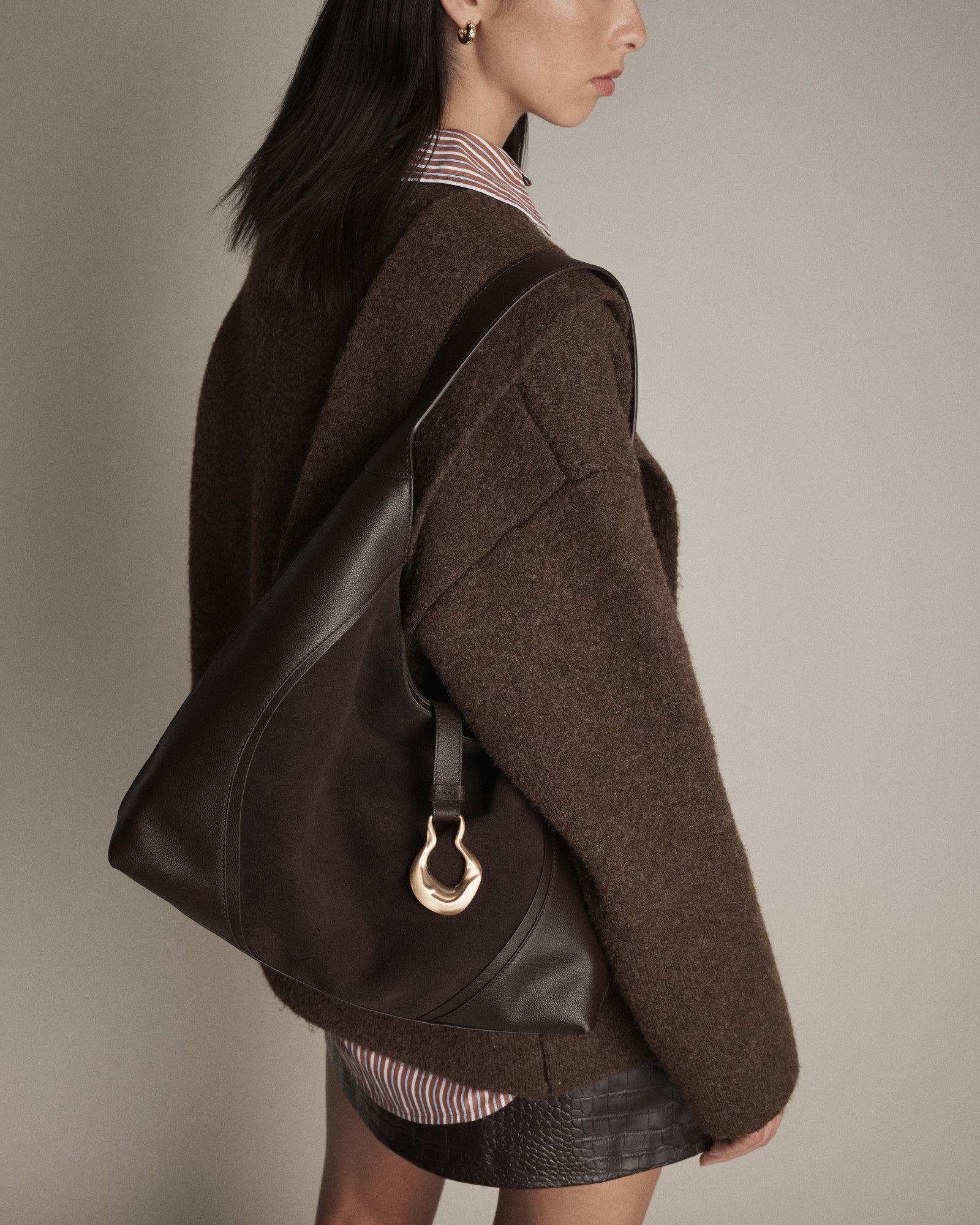 Shield Hobo Bag - Bitter Chocolate