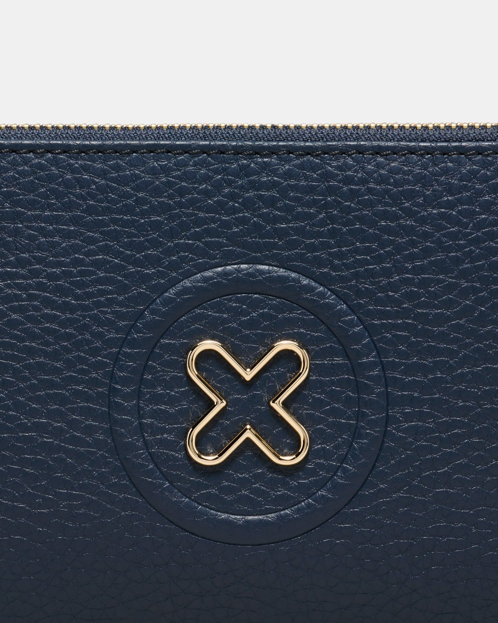 Bay Medium Pouch - Midnight