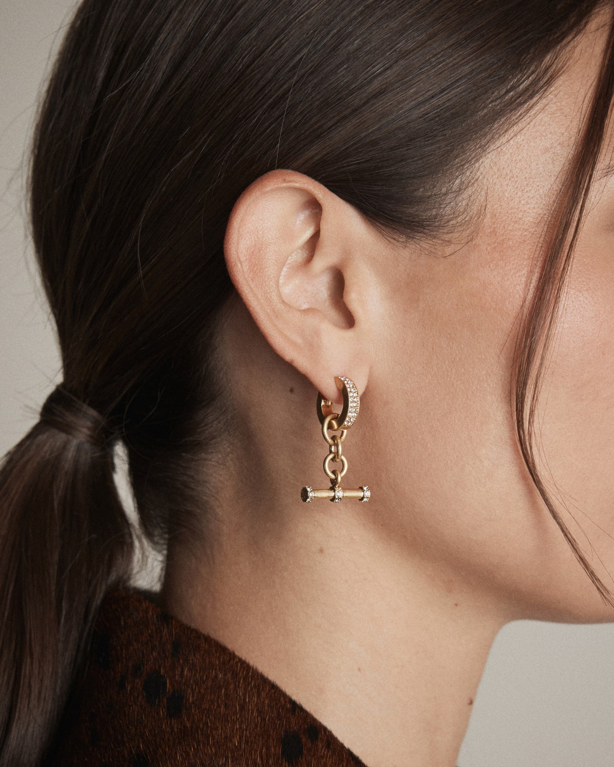 Enduring Hoop Earrings - Gold