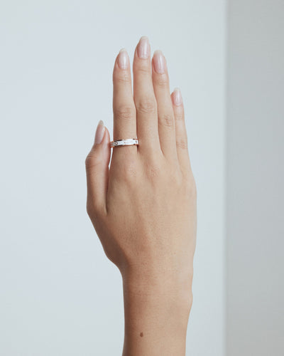 Enamour Ring - Vanilla