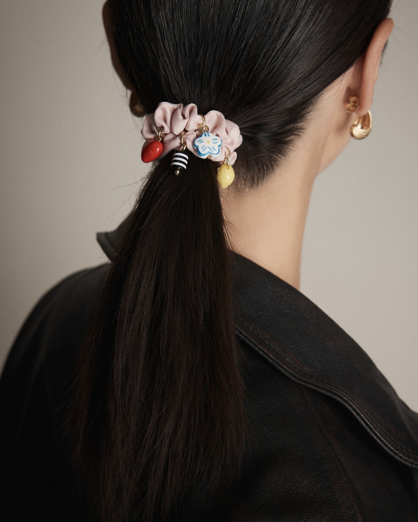 Charm Scrunchie - Petal