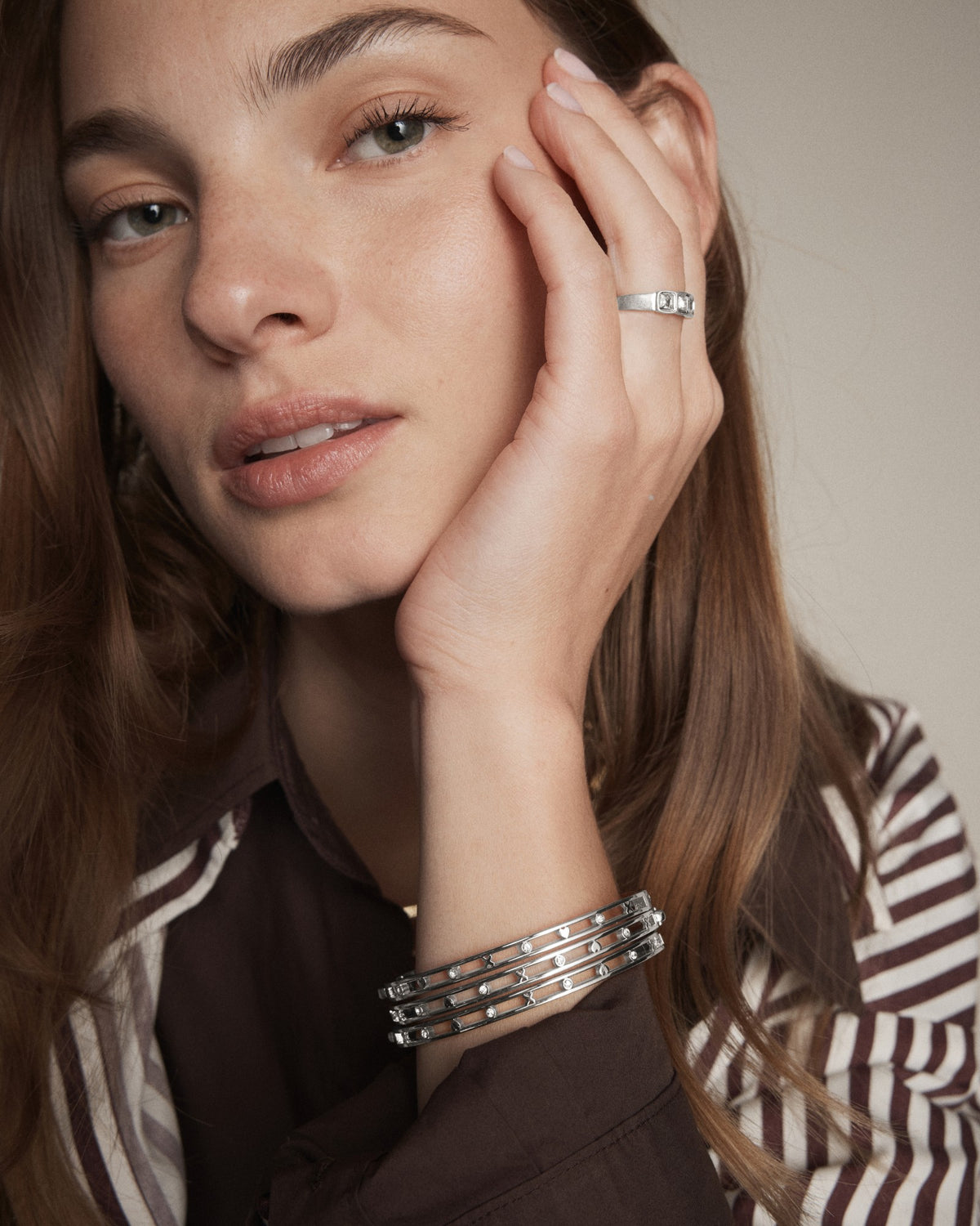 Amulet Bangle - Silver