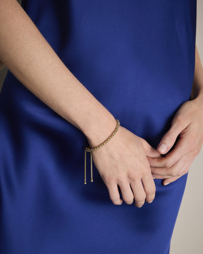 Dazzle Bracelet and Encanto Studs in a Gift Box